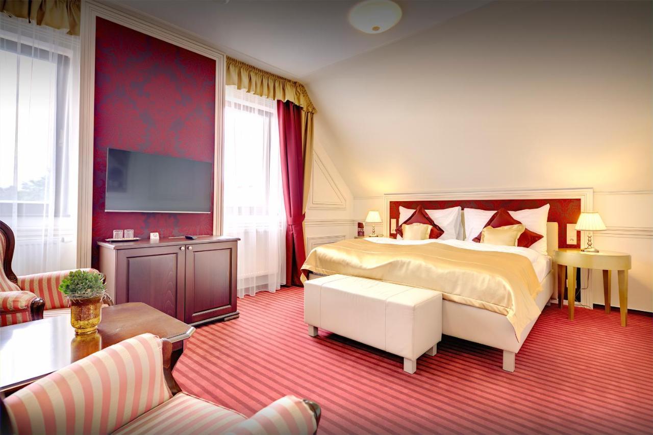 บูติก โฮเทล ฮเวียซโดสลาฟ Hotel เกชมาร็อค ภายนอก รูปภาพ