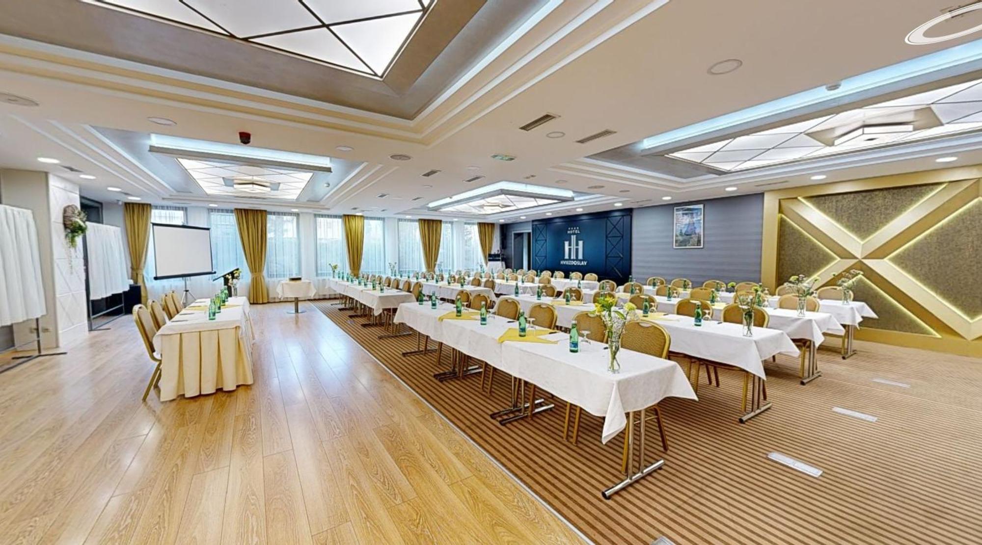 บูติก โฮเทล ฮเวียซโดสลาฟ Hotel เกชมาร็อค ภายนอก รูปภาพ